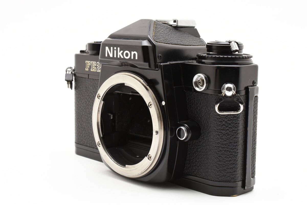 Nikon FE 極美品　元箱、説明書付き Nikon FE 極美品 元箱、説明書付き Nikon FE 極美品 元