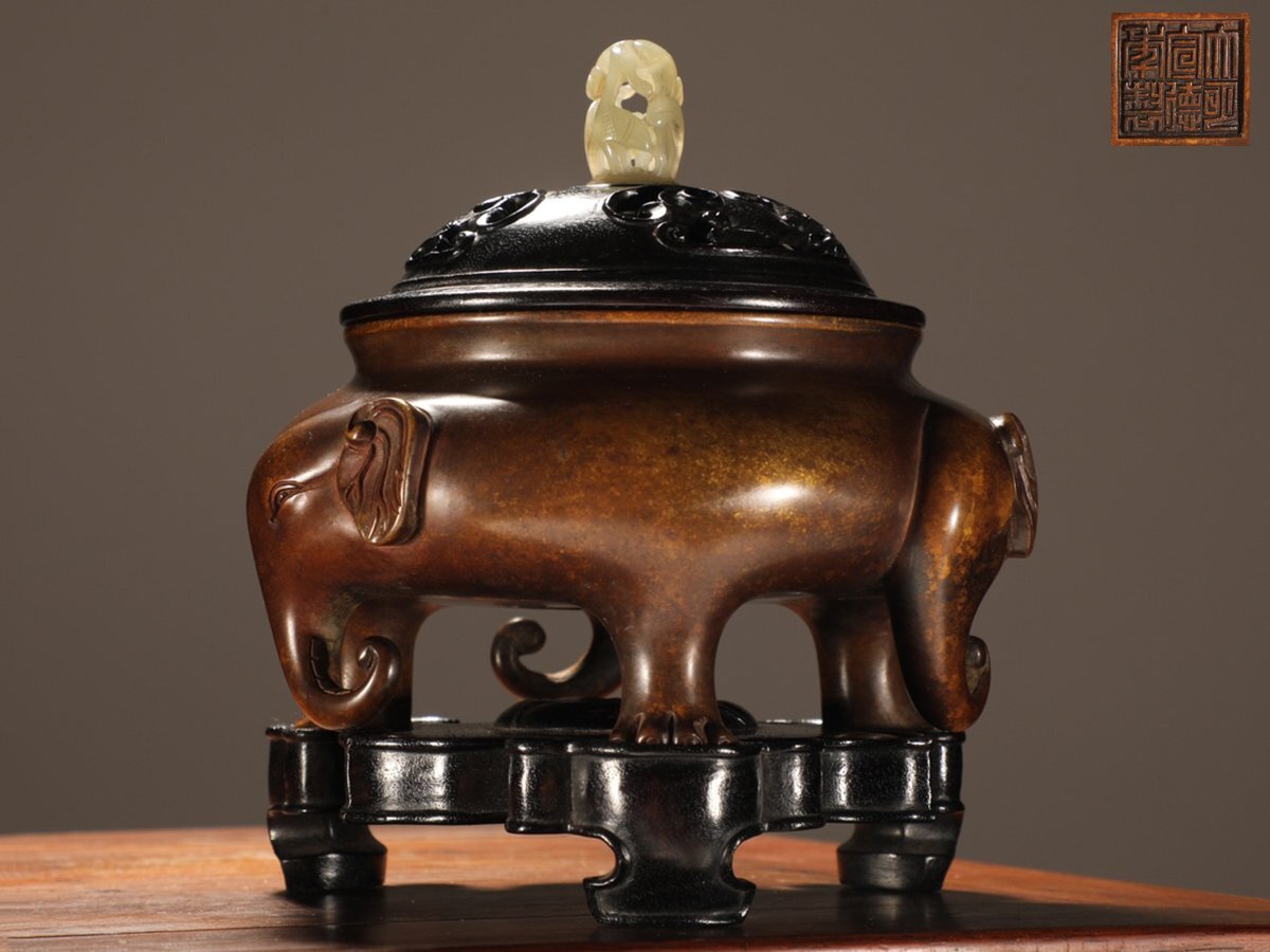 銅器 象蓋三層炉 香炉 祥雲彫花 仏堂香炉 装飾品 工芸品 置物 銅器 象蓋三層炉 香炉 祥雲彫花 仏堂香炉 装飾品 工芸品