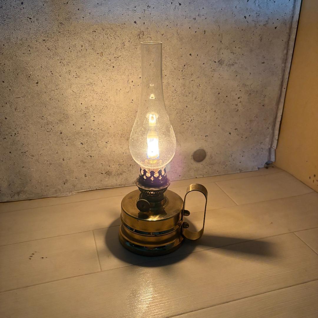 アンティーク　乳白　切子オイルランプ 昭和レトロ アンティーク 乳白 切子オイルランプ 昭和レトロ