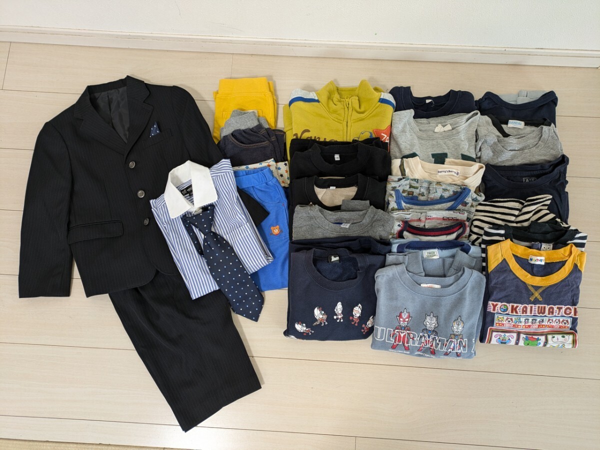 新品未使用入り　男の子　150サイズの服など　大量41点まとめ売り スクールセーター 男女兼用 Vネック セーター 制服 ウール混