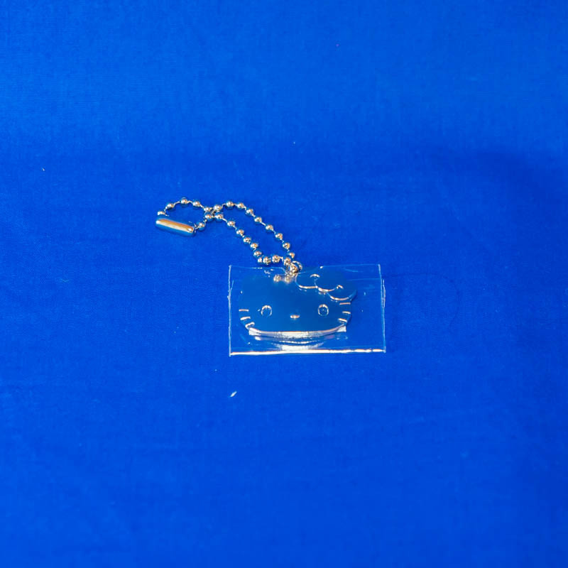 ハローキティ　５０周年　キーチェーン