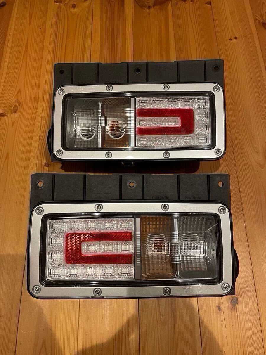 日野プロフィア純正テール左右 美品 新車外し 日野 純正 テールランプ 左右セット HINO