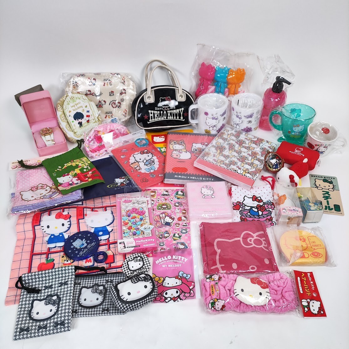 ハローキティ ご当地＆コラボ 大量まとめ売り ハローキティ 超大量 ご当地＆コラボ 他 ストラップ