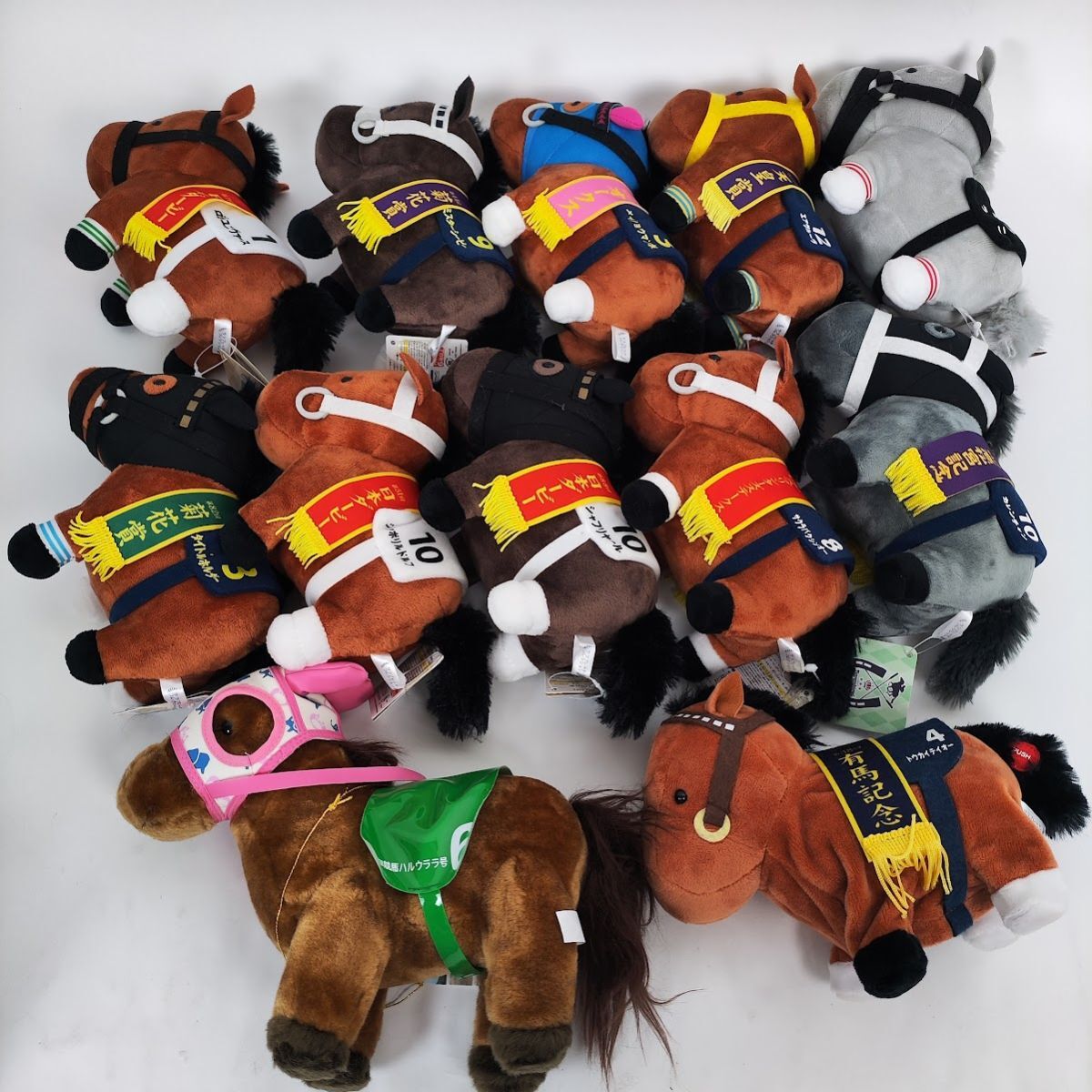 AVANTI 競走馬　トウカイテイオー　木製小物入れ　匿名配送 AVANTI 競走馬 トウカイテイオー 木製小物入れ 匿名配送 AVANTI