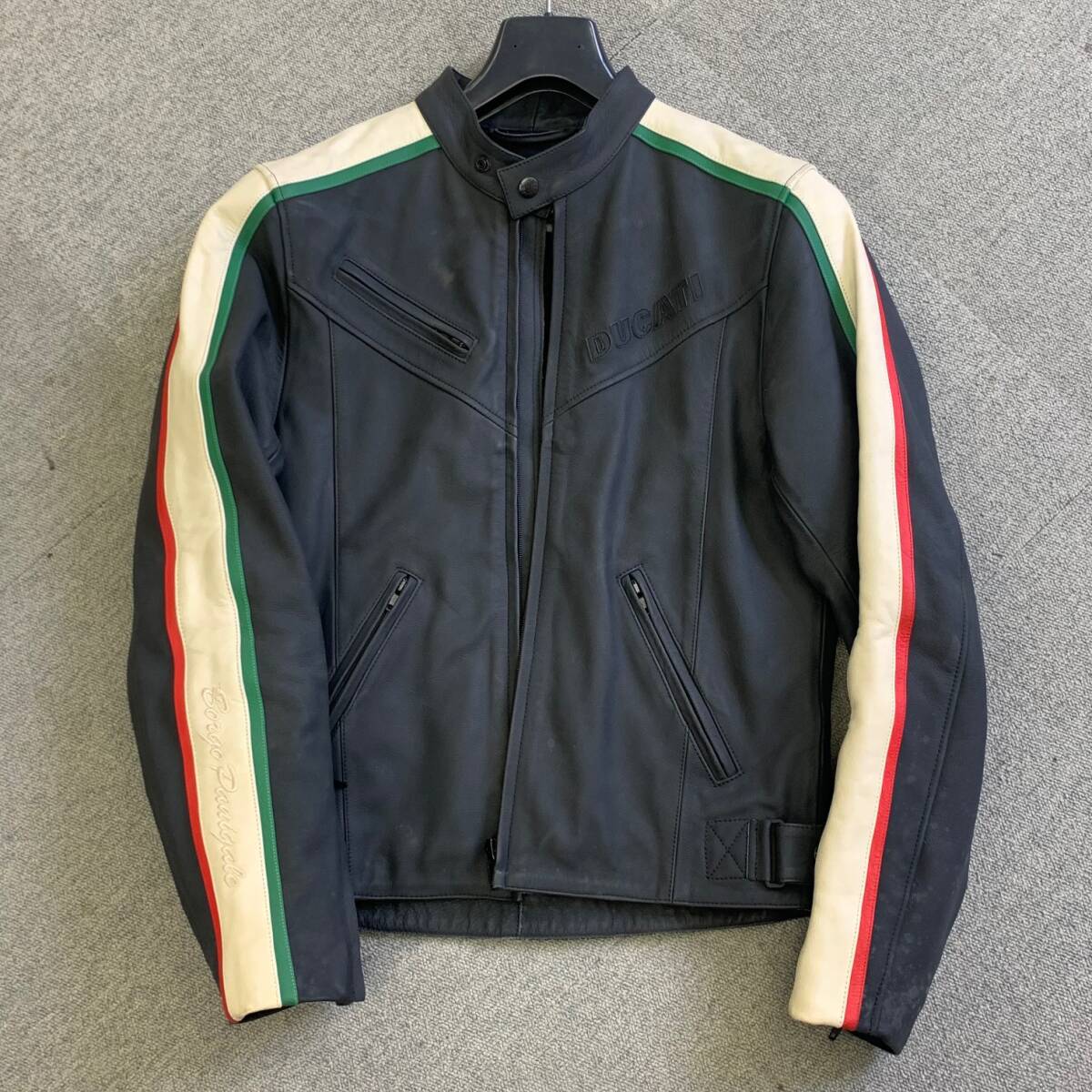 ドゥカティDUCATI スクランブラー ライダース レザージャケット サイズ52 ドゥカティDUCATI スクランブラー ライダース レザージャケット