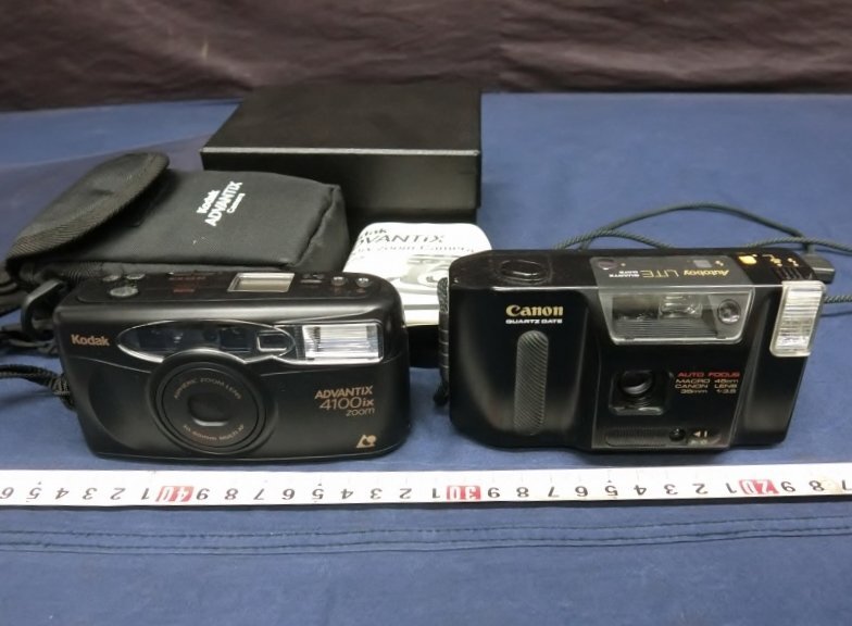 セール中！ Kodak MINOLTA KONIKA フィルムカメラ まとめ売り Konica Minolta Miniature Collection 12 pieces BOX