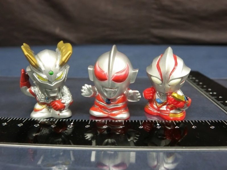 Yahoo!オークション -「ウルトラマン指人形」(特撮) (フィギュア