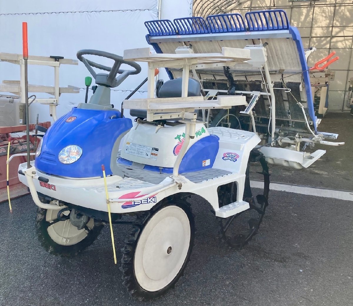 イセキ 田植機 pq4-df 施肥機付 訳あり 値下げ前提 来シーズン早い備えを イセキ 4条施肥付乗用田植機 – 農キング