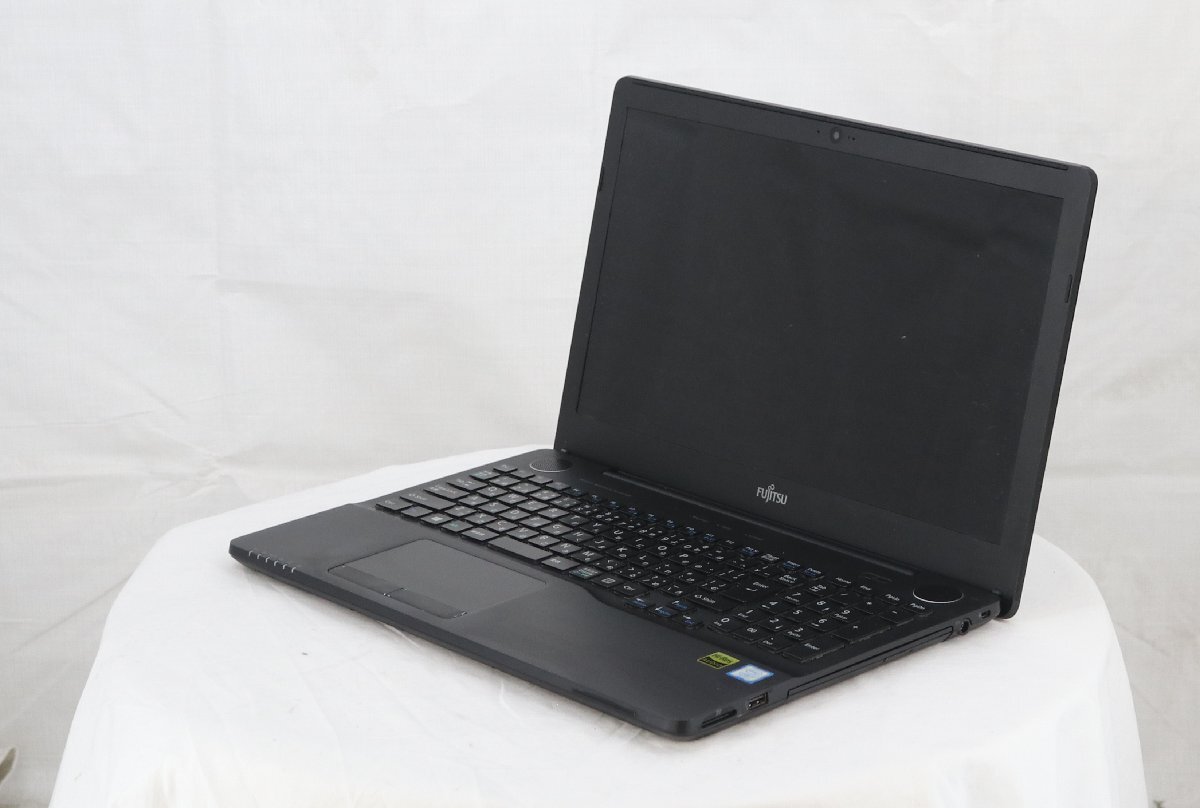 i7-7700HQ フルHD 15 富士通 16GB SSD256GB オフィス ASCII.jp：高コスパで上品な筐体、Core i7-7700HQの富士通15.6型