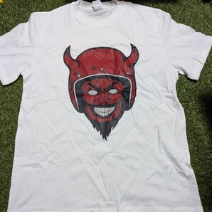 新品│背面1ヶ所汚れ有のため格安出品│バイクレッドデーモン、赤鬼|輸入Tシャツ│海外インポート品│海外サイズS(JP-L)│白、オートバイ