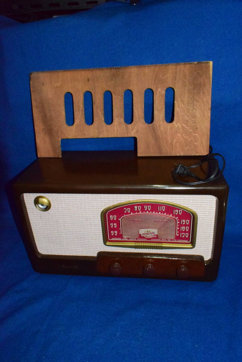 General Electric ラジオ　アンティーク　値下げました。 1962 General Electric P865B AM/FM transistor radio (Made in