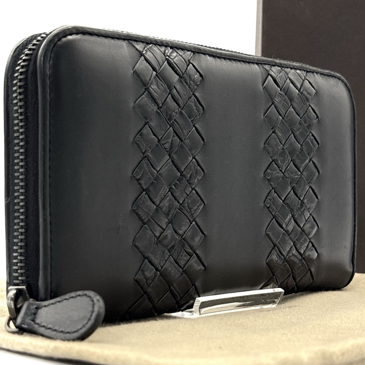 美品 鰐革✨ボッテガヴェネタ クロコダイル イントレチャート 長財布 ブラック BOTTEGA VENETA ボッテガヴェネタ 長財布 イントレチャート 財布