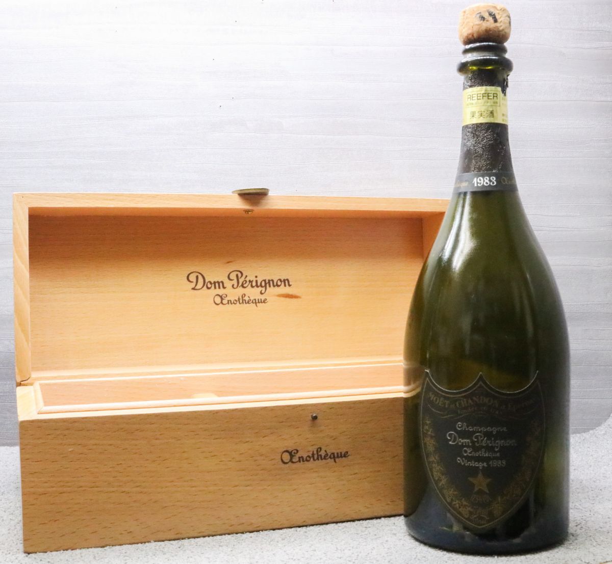 Yahoo!オークション -「ドンペリ 空き瓶」の落札相場・落札価格