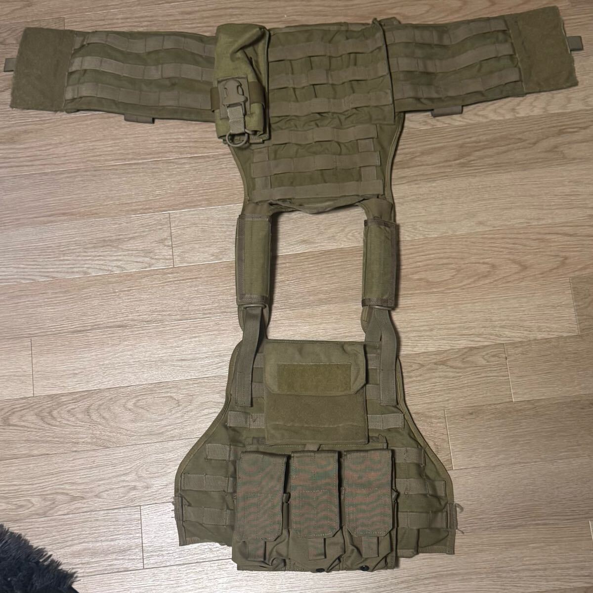 劇レア 米軍実物 USED品　キャリアプレート Mサイズ 2枚組 劇レア 米軍実物 USED品 キャリアプレート Mサイズ 2枚組