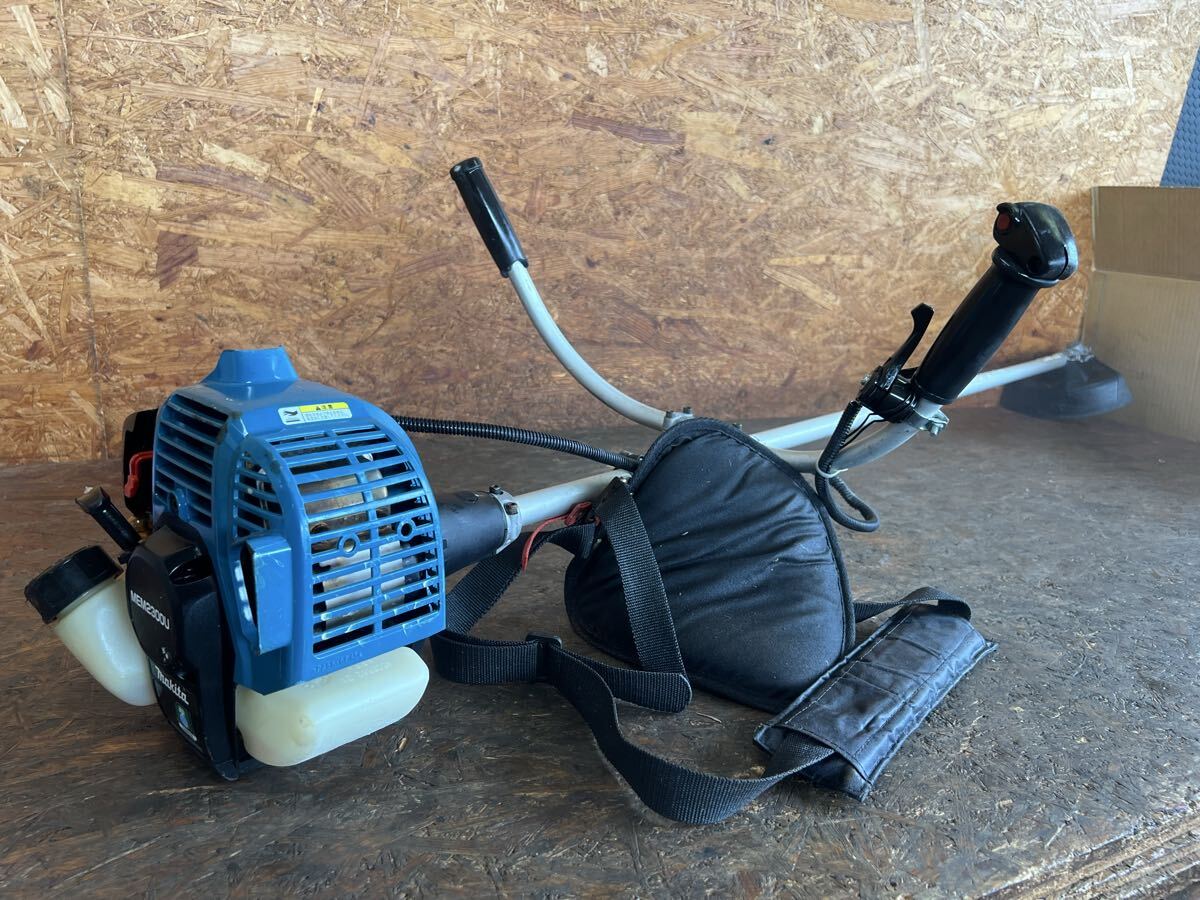 マキタ 中古　刈払機 草刈機　MEM2300U 訳あり マキタ 中古 刈払機 草刈機 MEM2300U 訳あり - メルカリ