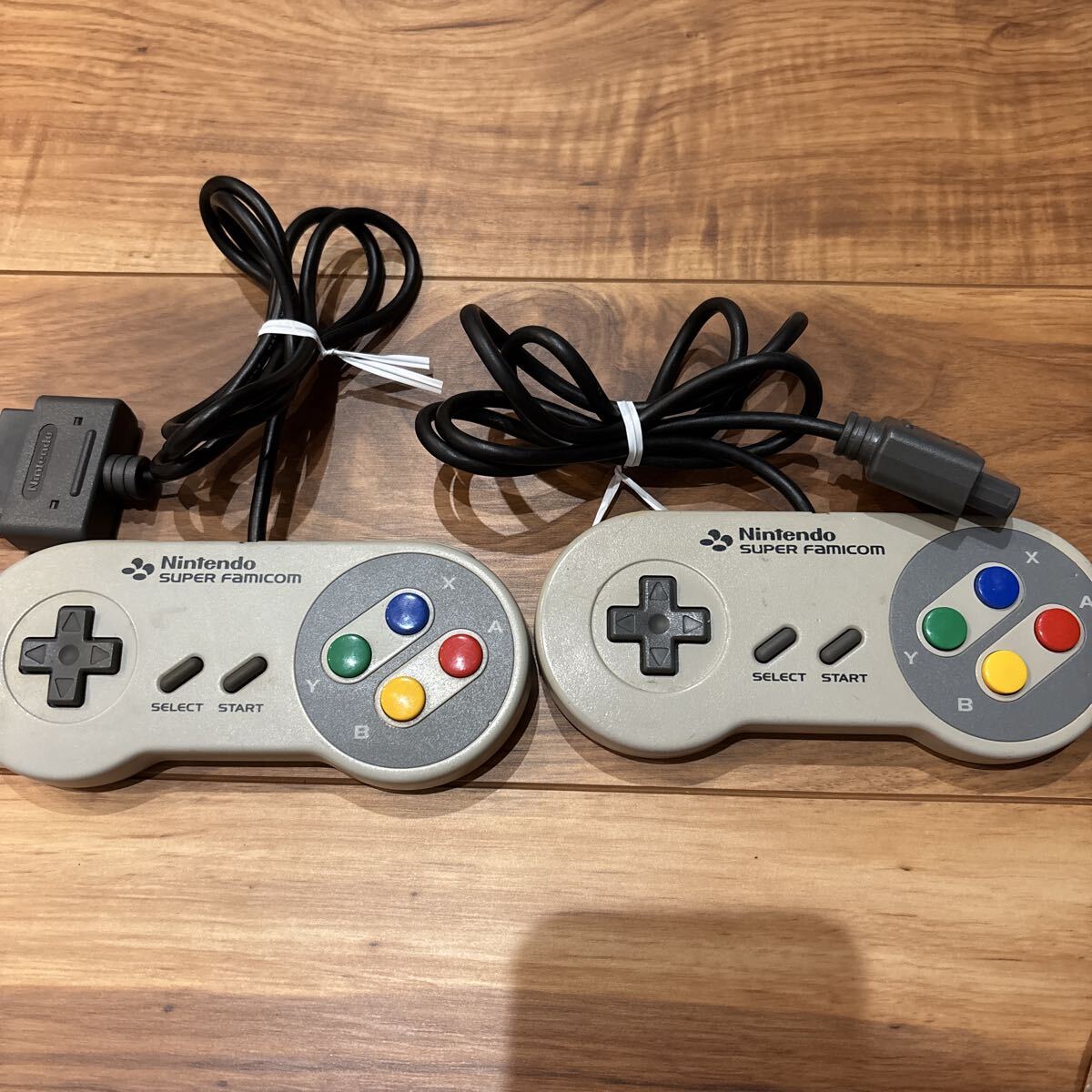 【送料込・動作確認済】スーパーファミコン　ソフト8本　予備コントローラー等 送料込・動作確認済】スーパーファミコン ソフト8本 予備