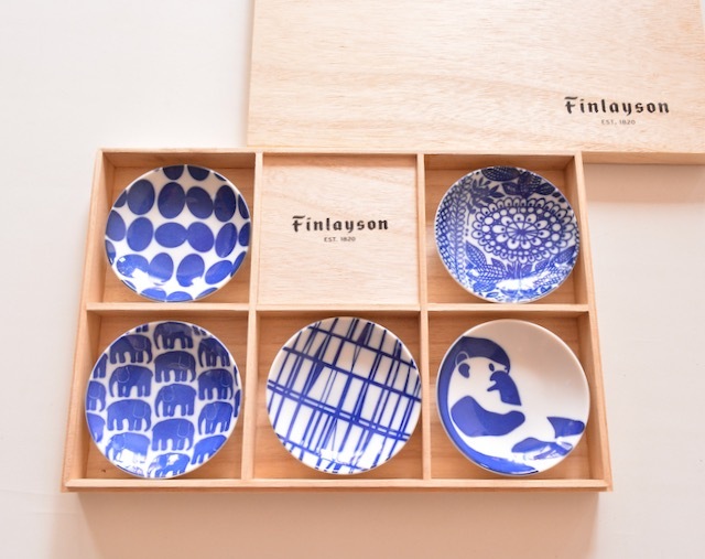 新品未使用品　初代　尾田一念　粉引鉄絵　菓子皿 蓋ちょこ 七宝 - 廣田硝子 公式Online shop