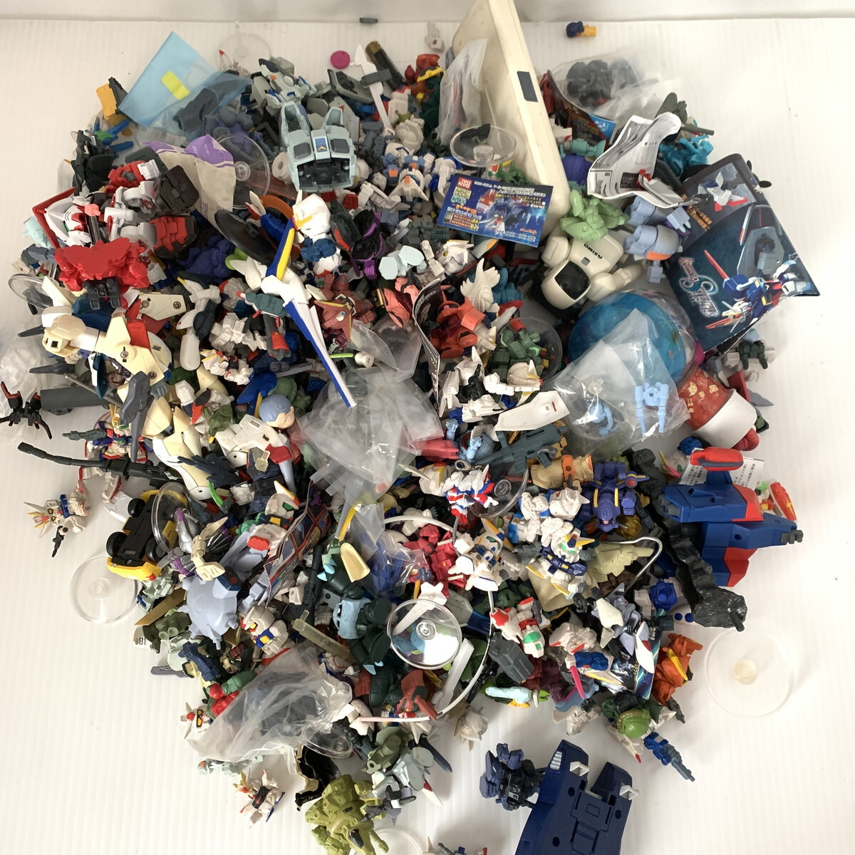 Yahoo!オークション -「sdガンダムフルカラー 大量」の落札相場