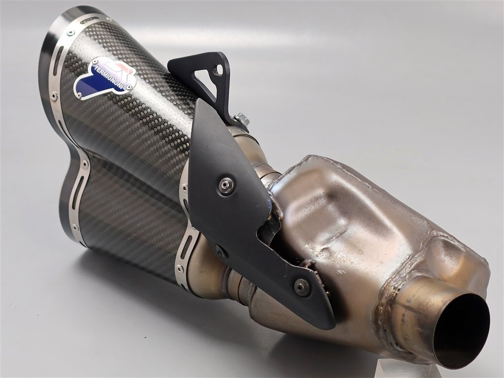 ドゥカティ　ディアベル 14-18 テルミニョーニ カーボン マフラー　D142 ドゥカティ ディアベル 14-18 テルミニョーニ カーボン マフラー