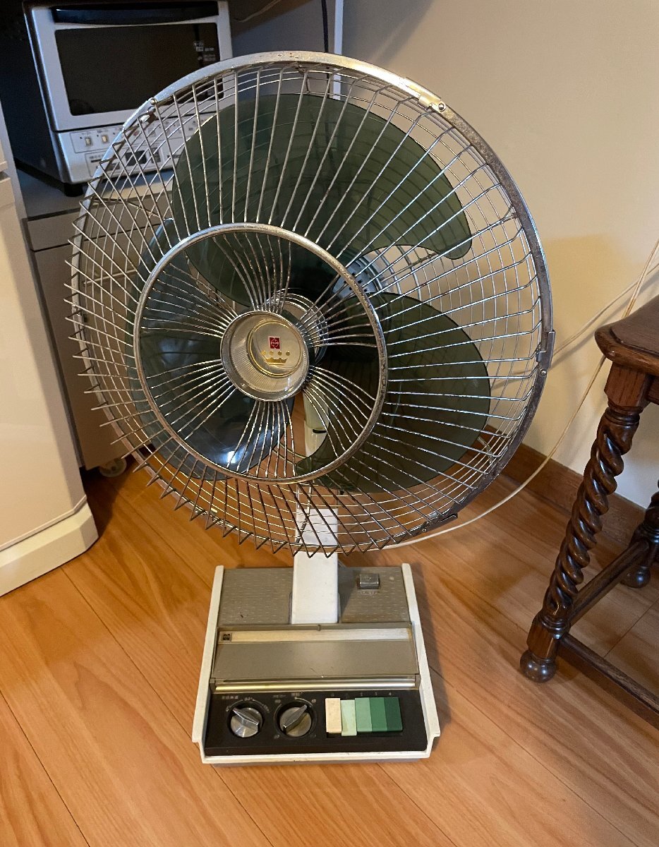 王冠マーク 扇風機 ナショナル 昭和レトロ National F-35MH レトロ扇風機 ナショナル 王冠マーク National - メルカリ