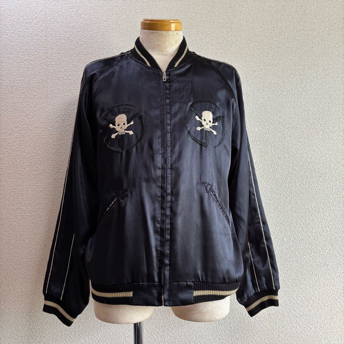 ビームス × 東洋エンタープライズ 刺繍入りスカジャン 黒紫M テーラー東洋 2025年最新】Yahoo!オークション -ビームス 東洋 スカジャンの