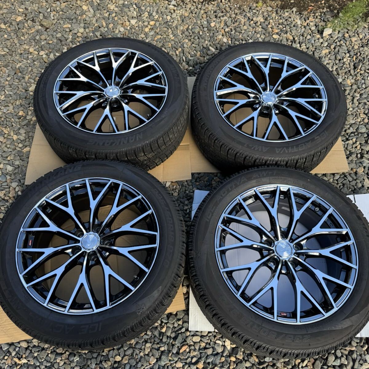 M*O様 未使用純正30後期アルファードスタッドレスタイヤ235/50R18 Yahoo!オークション -「アルファード 30 純正 タイヤ」の落札