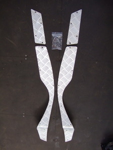 あ0929 スカイウェイブ250 タイプS CJ44A  社外 アルミ ステップボード フロアボード  縞板 厚み有り