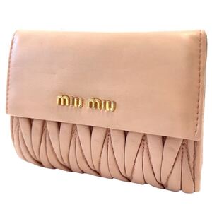 ミュウミュウ MIU MIU 三つ折り財布 コンパクト財布 マテラッセ レザー 革 L字ファスナー ピンク 桃色 ゴールド金具 ロゴ金具 大容量