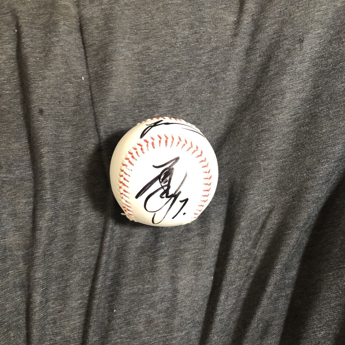 ソフトバンクホークス　中村　晃選手　直筆サイン入りボール Amazon.co.jp: ソフトバンクホークス 中村晃選手 直筆サイン