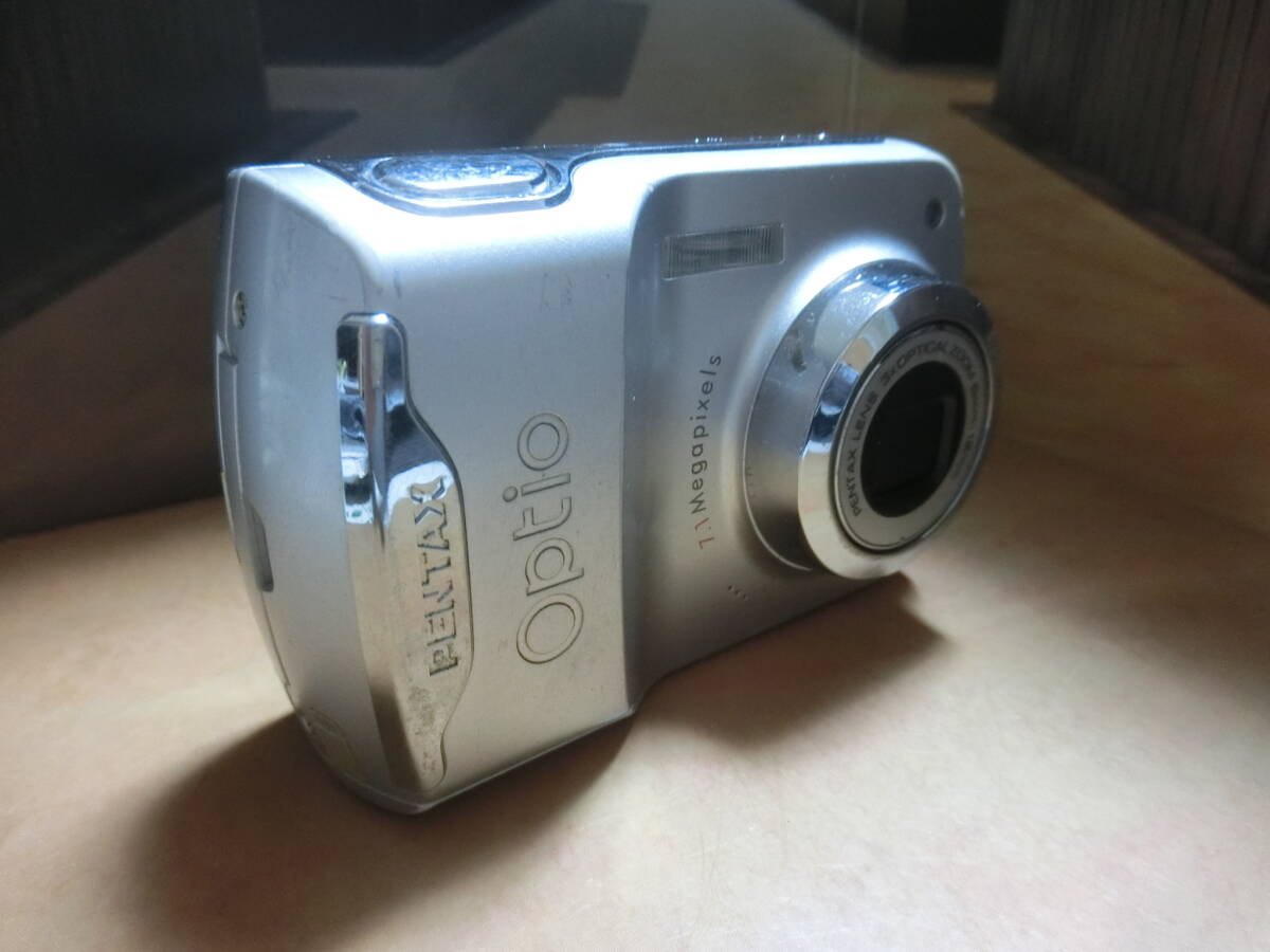 コンパクトデジタルカメラ 単3電池対応 ペンタックス オプティオM10 ペンタックス、防水コンパクトデジカメ「オプティオ43WR」