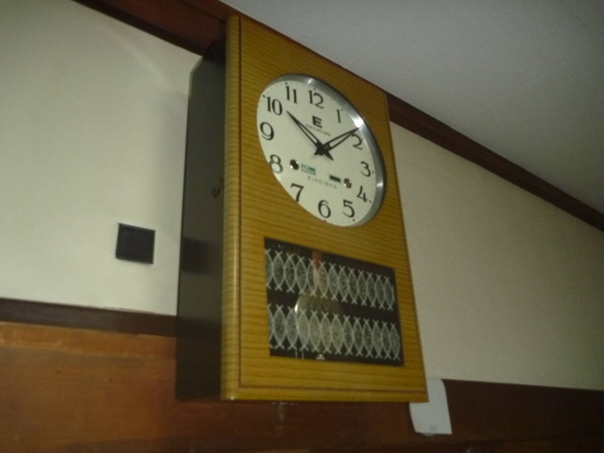 【中古品】木製ゼンマイ式置き時計 楽天市場】ゼンマイ 置き時計の通販