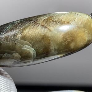 【オリジナル品】ガネッシュヒマール産 ヒマラヤ水晶 褐鉄鉱の樽 33×14mm 粒 10mm-10.3mm 腕周り17cm 1002