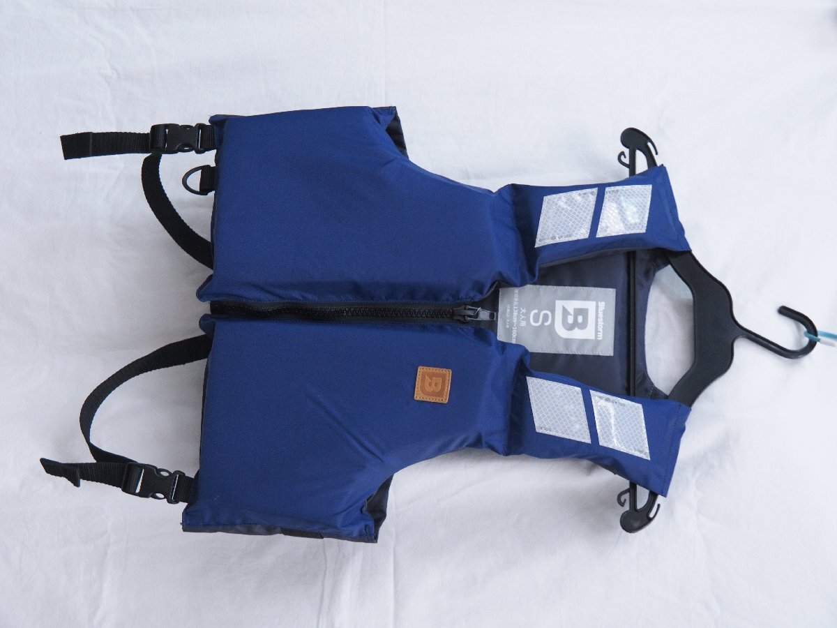 ブルーストームライフジャケット中古美品‼️ 2025年最新】Yahoo!オークション -ブルーストーム ライフ