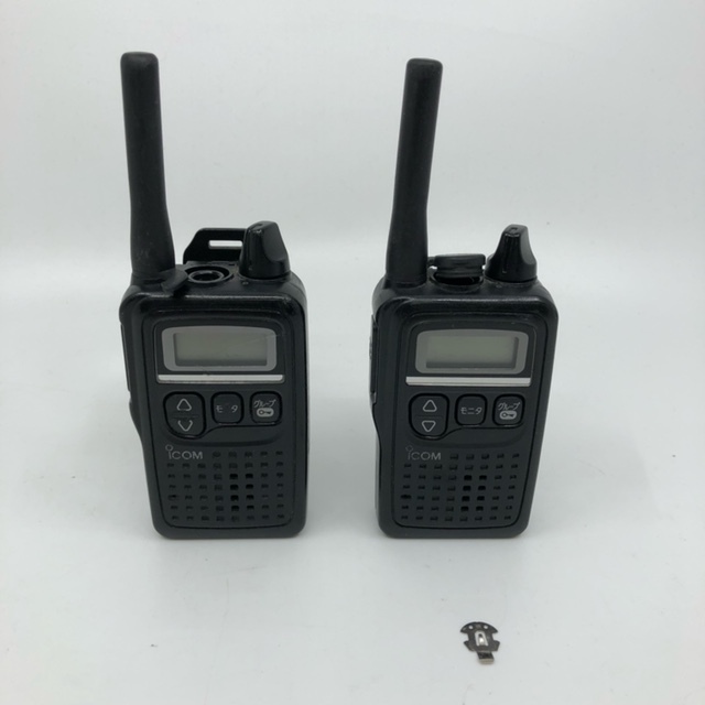 美品3台セット★ICOM IC-4300 特定小電力トランシーバー純正クリップ付 Amazon | アイコム トランシーバー IC-4310 3台セット ブラック