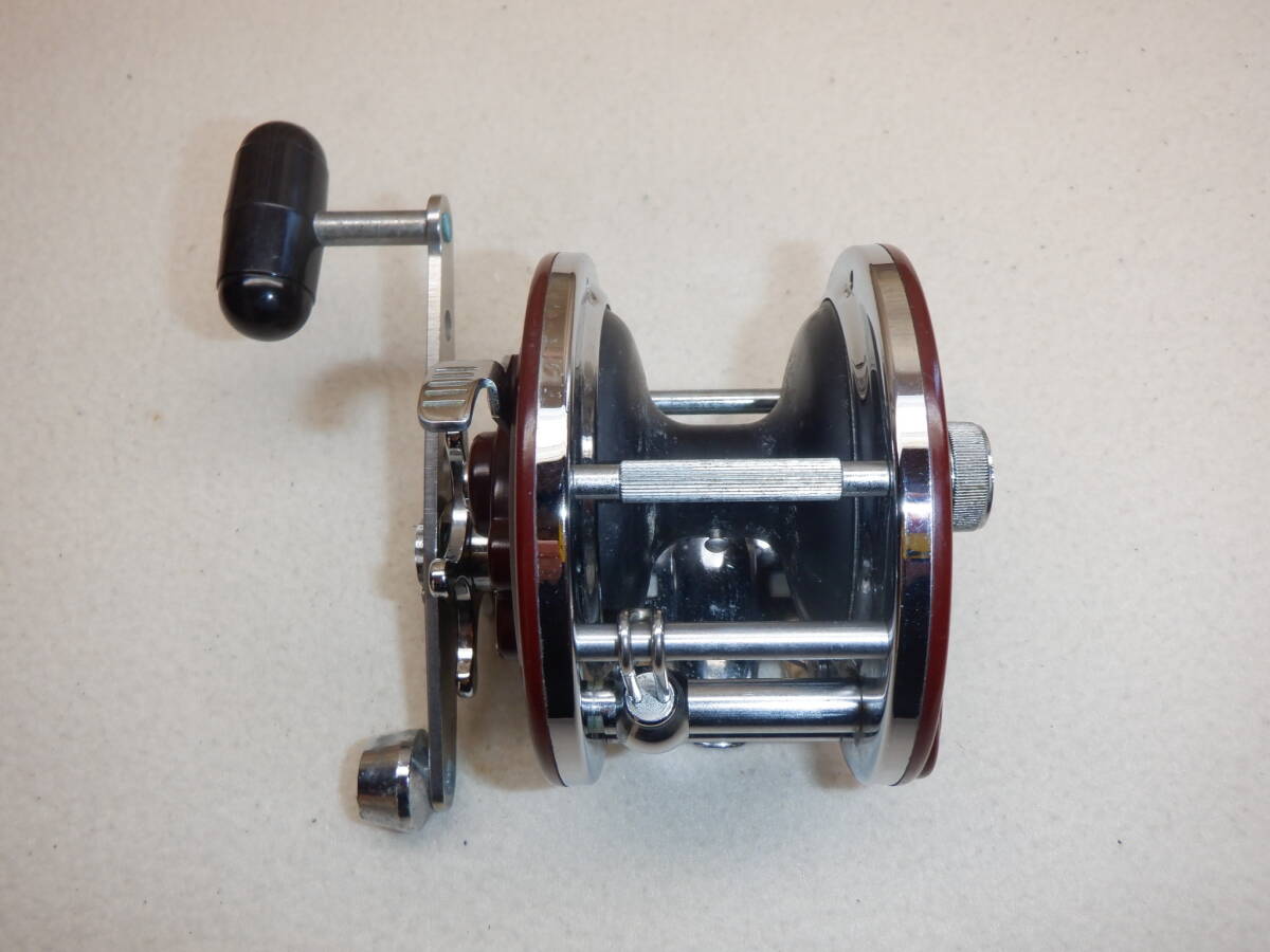 ダイワ精工 Dynamic ST-50 リール DXドラッグシステム ダイワ Dynamic ST-50 両軸リール DXドラッグシステム