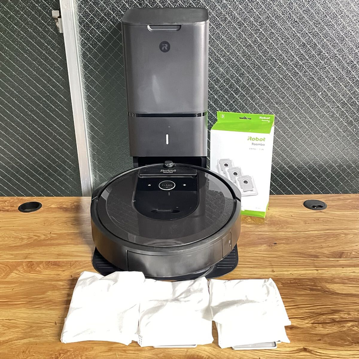 未開封　新品iRobot ロボット掃除機Roonb627ブラック 未開封 新品iRobot ロボット掃除機Roonb627ブラック 未開封 新品