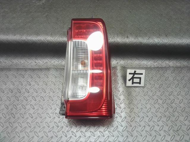 LA600S 前期 タント 右テールランプ 2025年最新】Yahoo!オークション -タント la600s テールランプ右