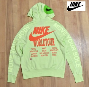 NIKE