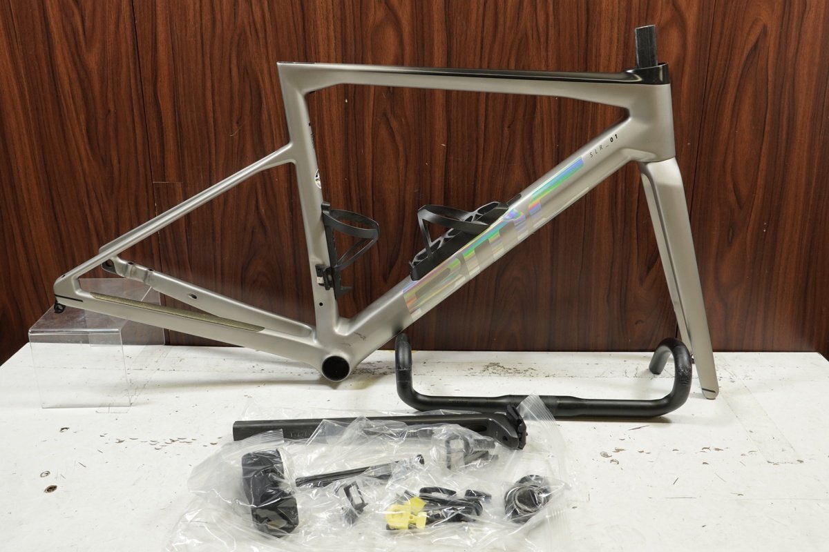 deerobust カーボンフレーム　完成車　12インチ　中古 2025年最新】Yahoo!オークション -ロードバイクカーボンフレーム