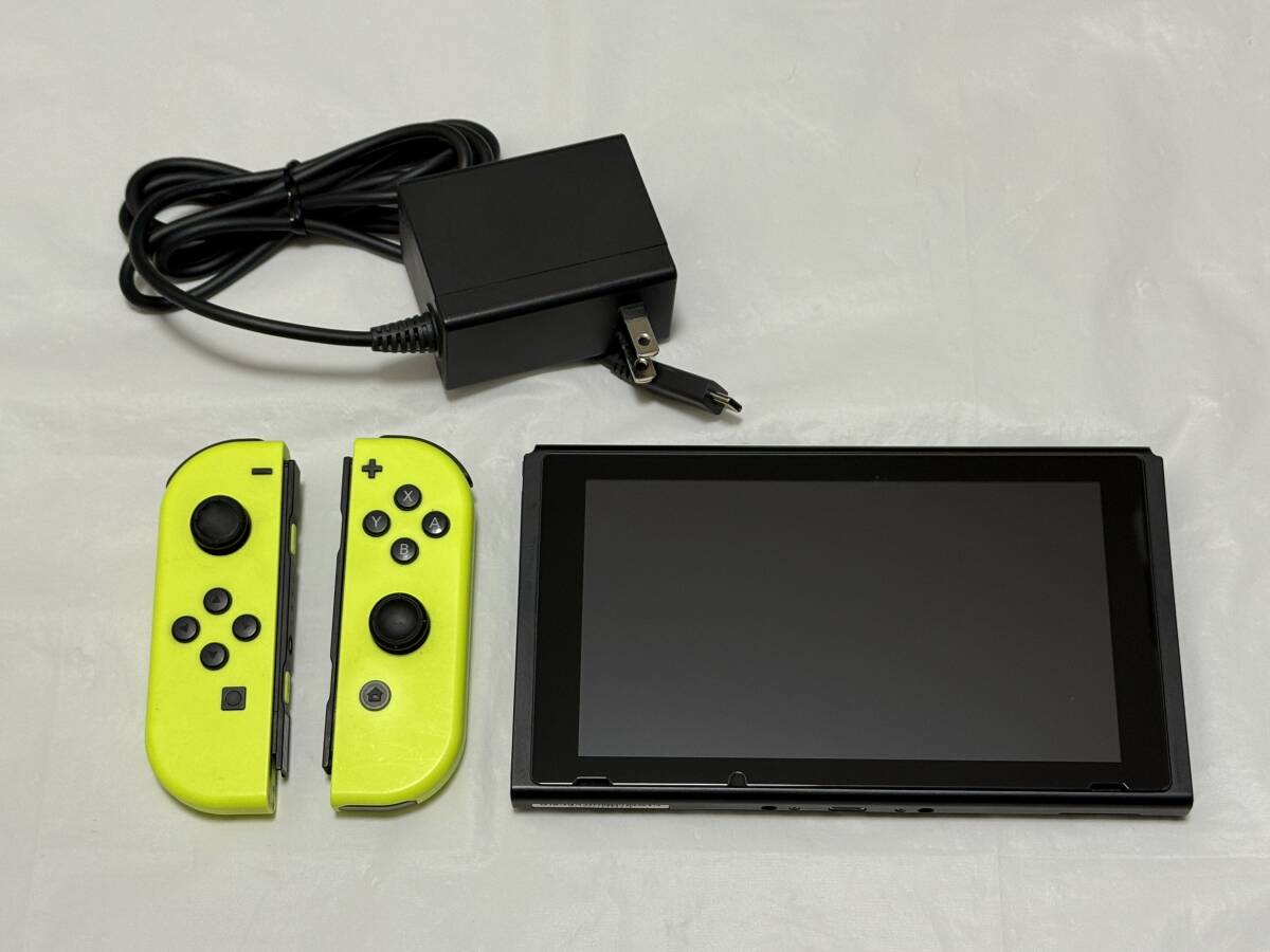 Yahoo!オークション -「switch バッテリー強化版」の落札相場