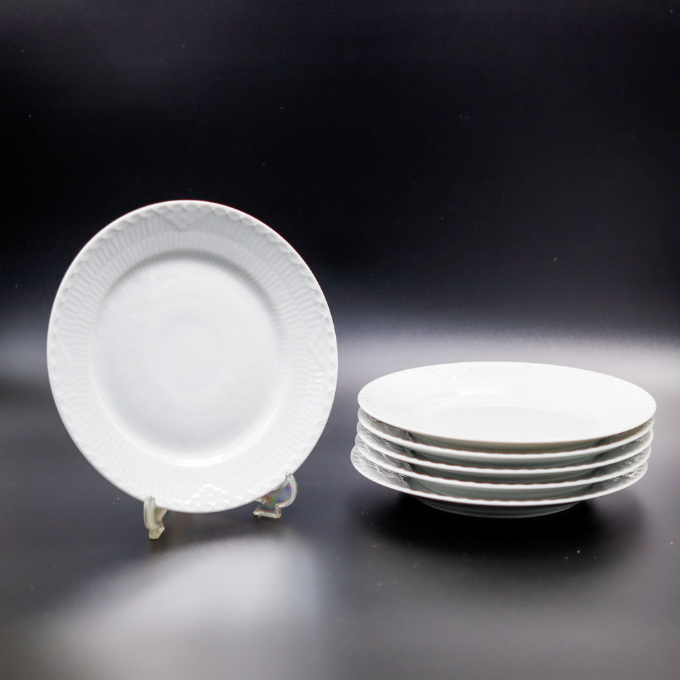 【未使用】ロイヤルコペンハーゲン　19cm 4枚セット ROYAL COPENHAGEN (ロイヤル・コペンハーゲン) 茶器セット 箱無