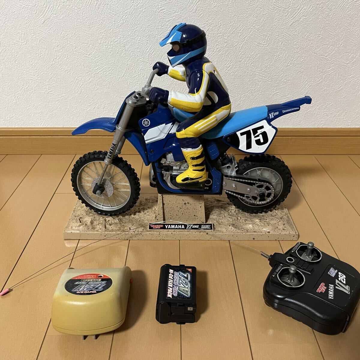 Yahoo!オークション -「タイヨーラジコンバイク」の落札相場