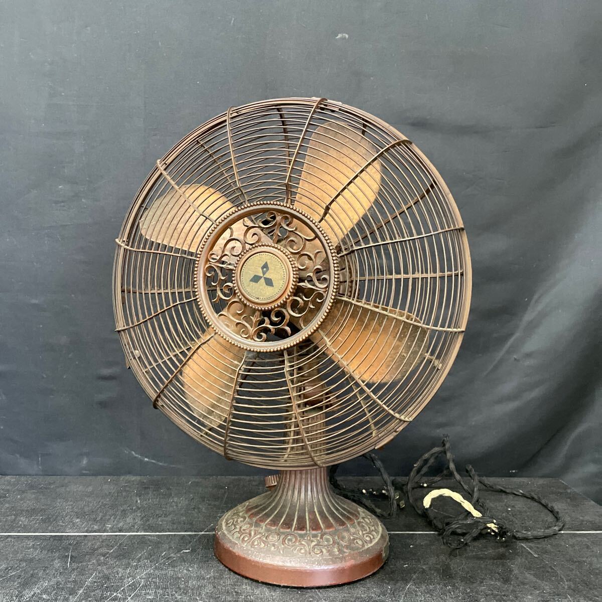 新品未使用！動作品！！　三菱　扇風機　Z30-EB 　1974年製 動作品】三菱 扇風機 Z30-EB レトロ アンティーク 1974年製