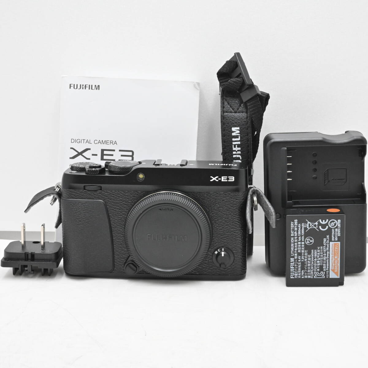 【美品】FUJIFILM X-E3 ボディ ブラック（ストラップ付き・箱なし） 美品】FUJIFILM X-E3 ボディ ブラック（ストラップ付き・箱なし