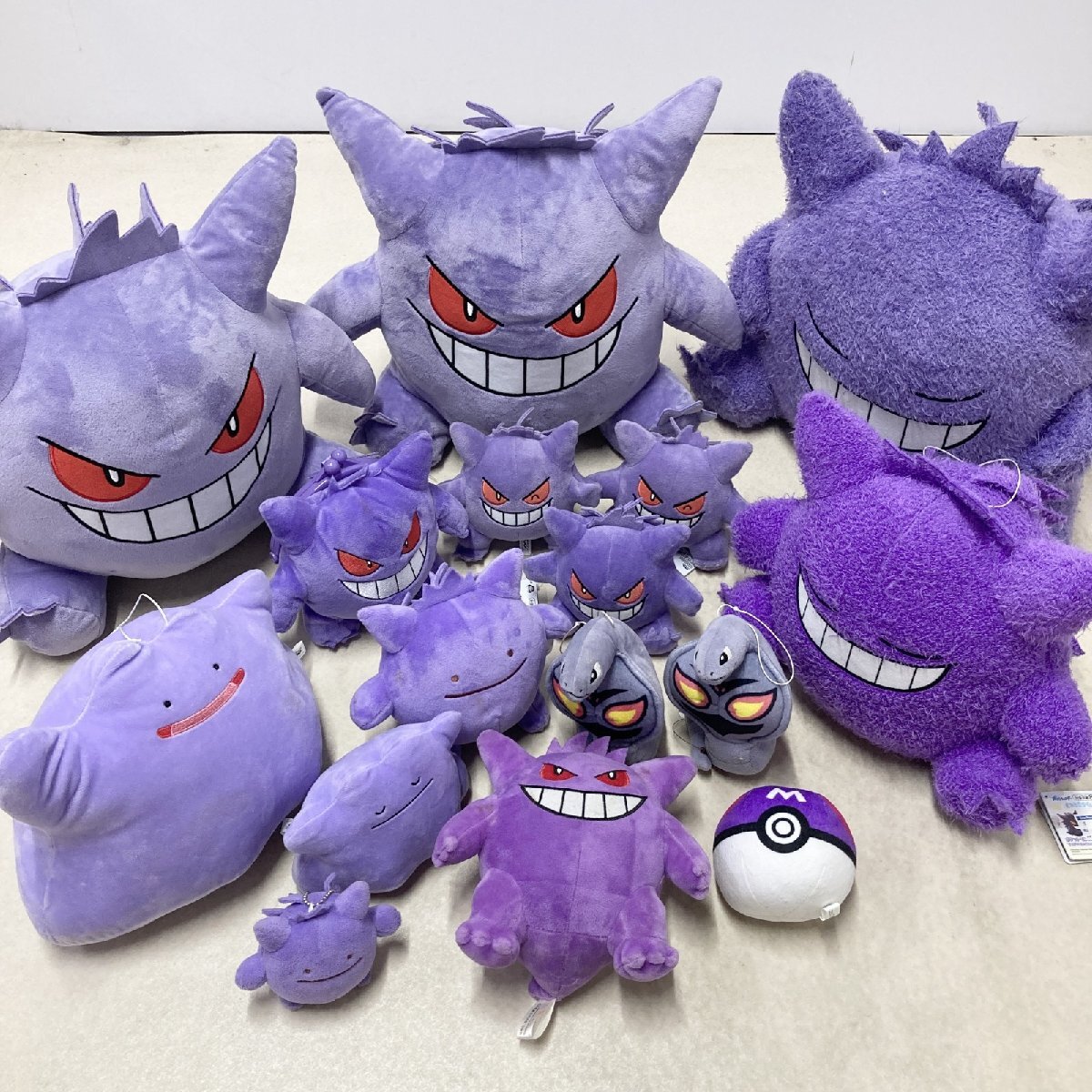 Yahoo!オークション -「ポケモンぬいぐるみまとめ」の落札相場