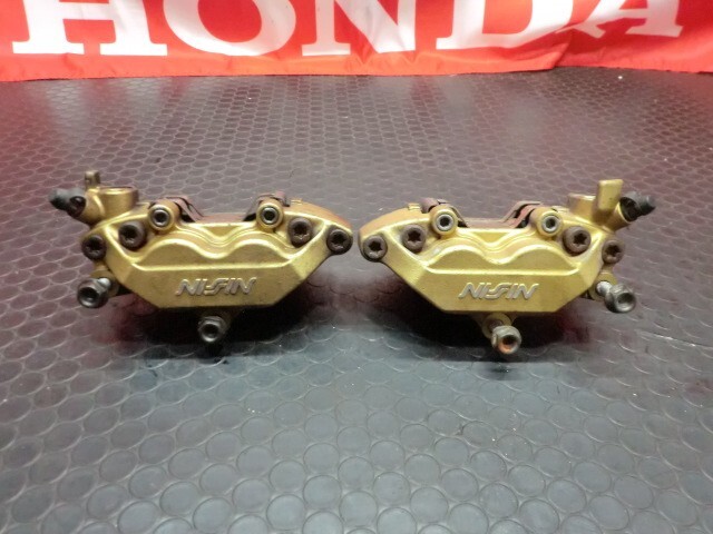 【最終値下】cb400sf nc39 spec3 フロント　ブレーキキャリパー CB400SF純正 フロントブレーキset キャリパー マスター NC39