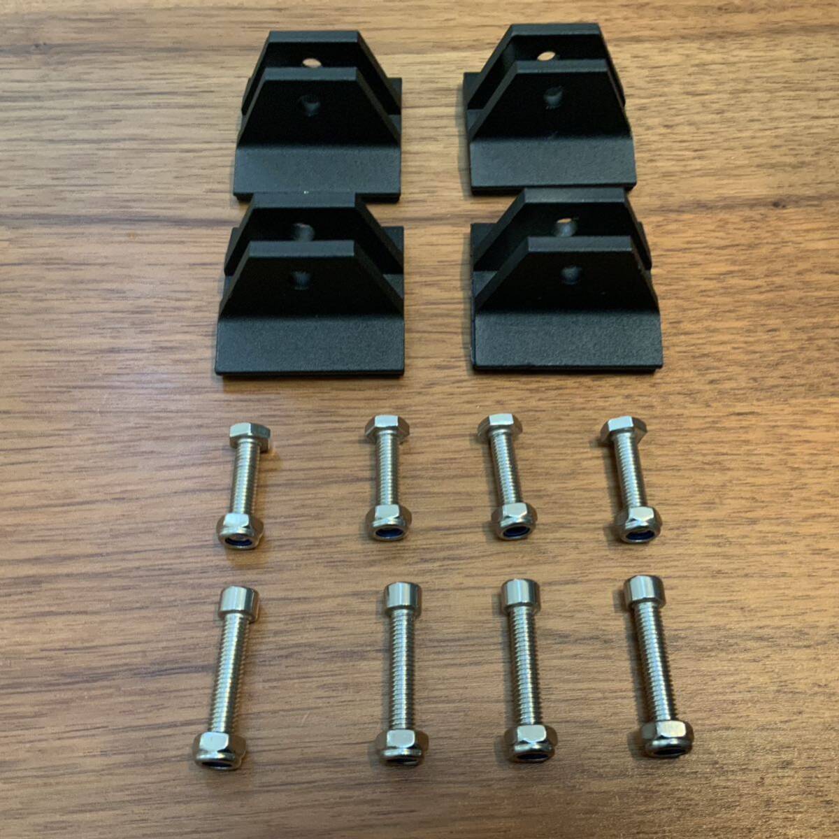 GTウイング用ステー　台座　パーツボルトセット　スチール製　1セット4個入り