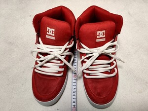 DC SHOES