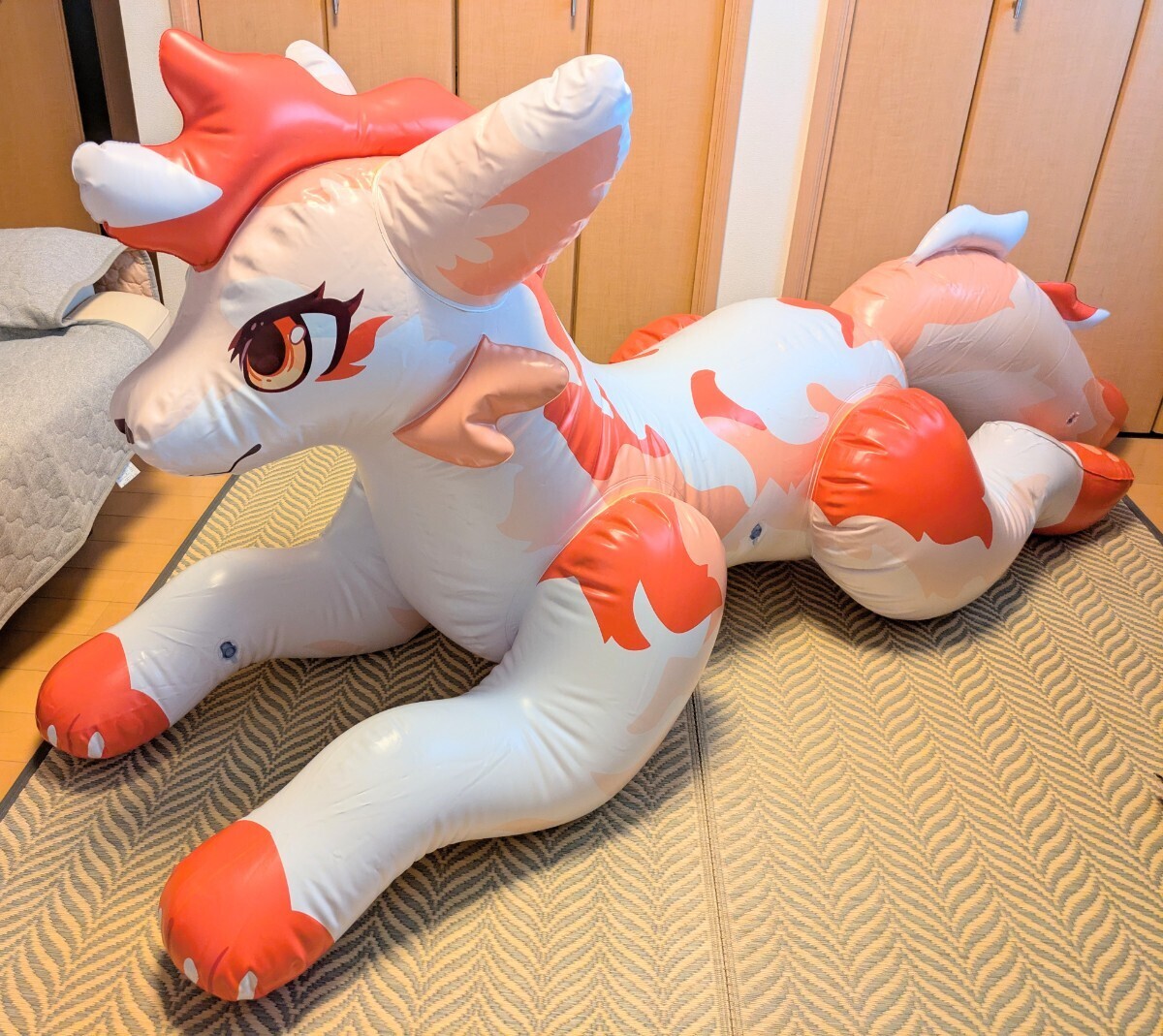 アザラシ　イエロー　ツヤあり　フロート　空気ビニール風船　浮き輪　レア　希少 Amazon.co.jp: アザラシ イエロー ツヤあり フロート 空気