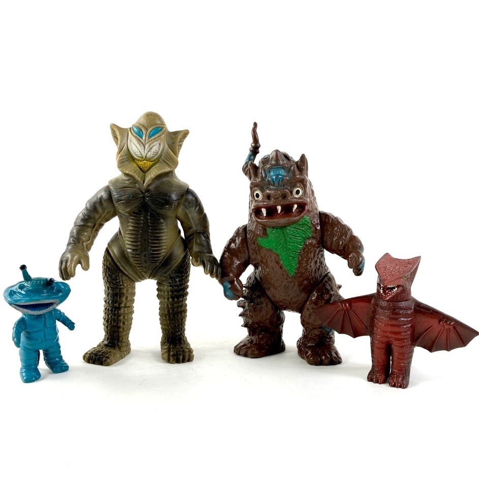 希少　カネゴン　 フィギュア 2体セット 2025年最新】カネゴン 豪華の人気アイテム - メルカリ